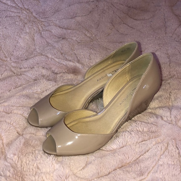 Nude Peep Toe Wedges - Picture 2 of 4